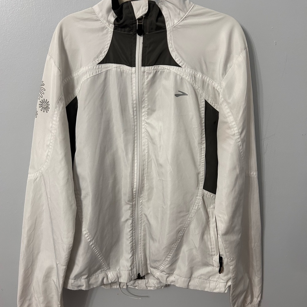 Brooks Women's White and Black Ski Jacket, Size Small
